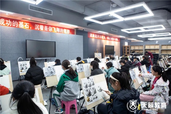 高二這樣有機會考美術嗎?